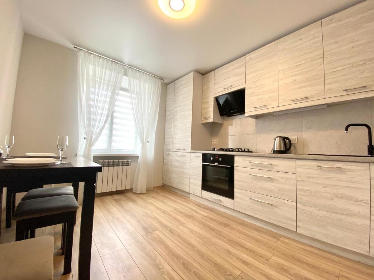 Apartpoltava Стильні 2-Кімн Апартаменти Біля Пд "Листопад" Закрита Парковка, Чек Прро Екстер'єр фото